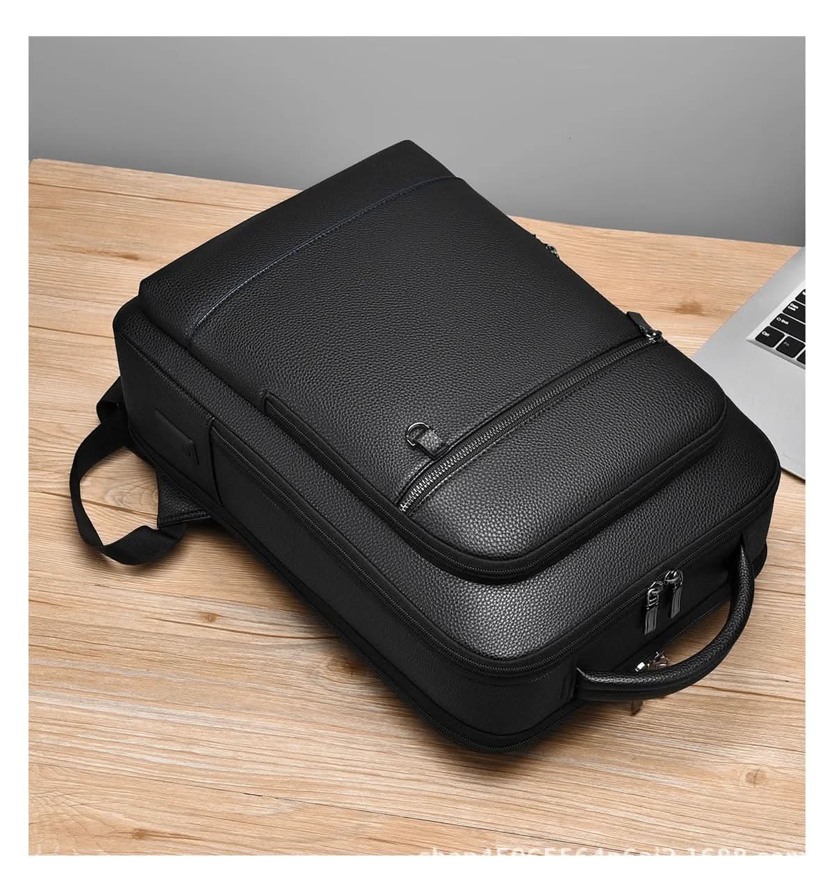 Bőr hátizsák 15.6 hüvelykes laptophoz — USB-port, fekete