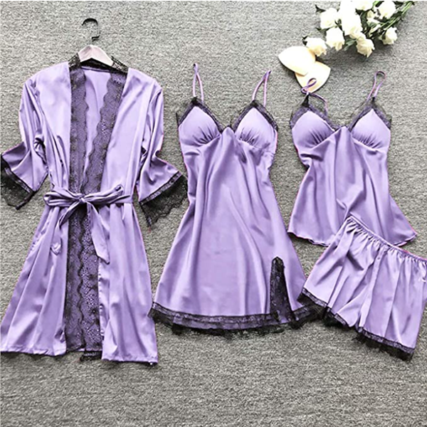 Lumina-silkenattøjssæt — kimono med blondekant, camisole og shorts