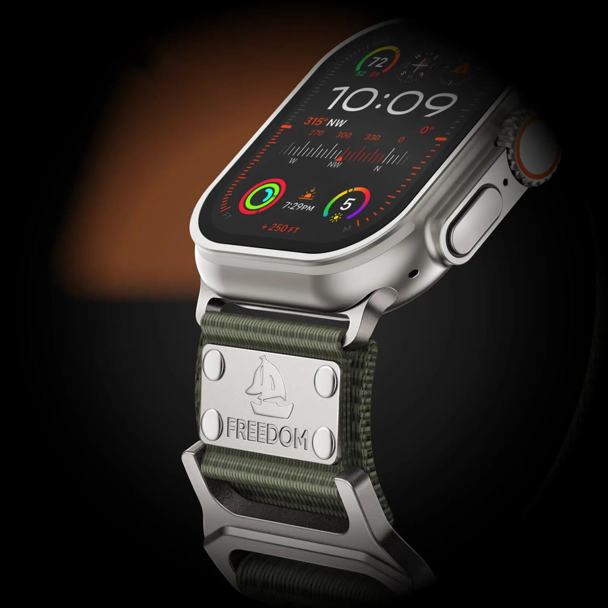 FREEDOM 30mm ultra széles nejlon Apple Watch-szíj, fém jelvényekkel