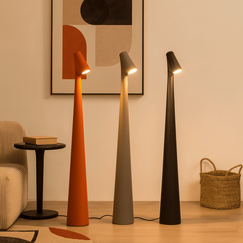 Genopladelig bordlampe i metal — stilfuldt ledningsfrit stemningslys