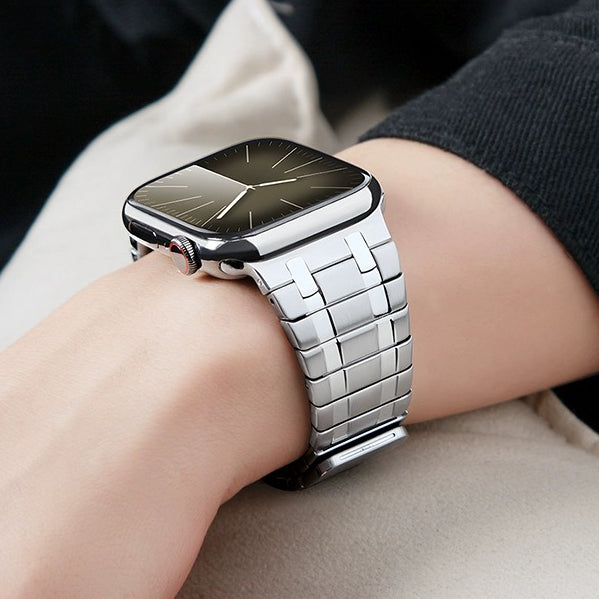 Apex mágneses rozsdamentes acél Apple Watch-pánt — matt felület