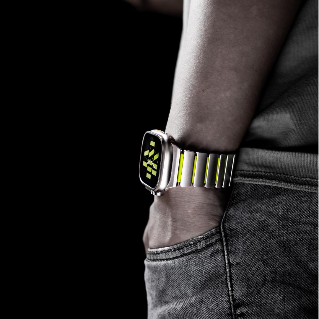 Curea GEMINI Titanium Band pentru Apple Watch Ultra — rezistentă la apă