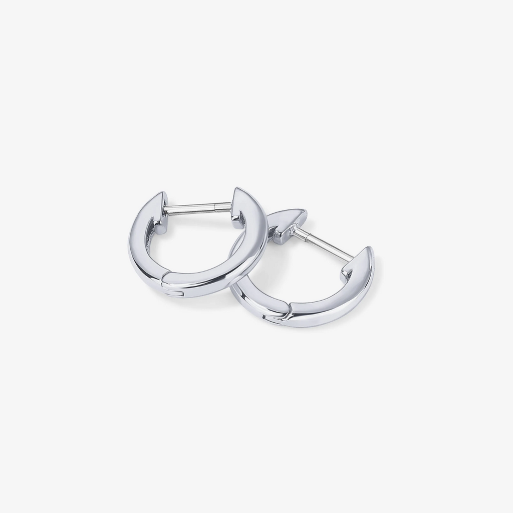 迷你拥抱式耳圈 - 安全耳针闭合，光滑表面