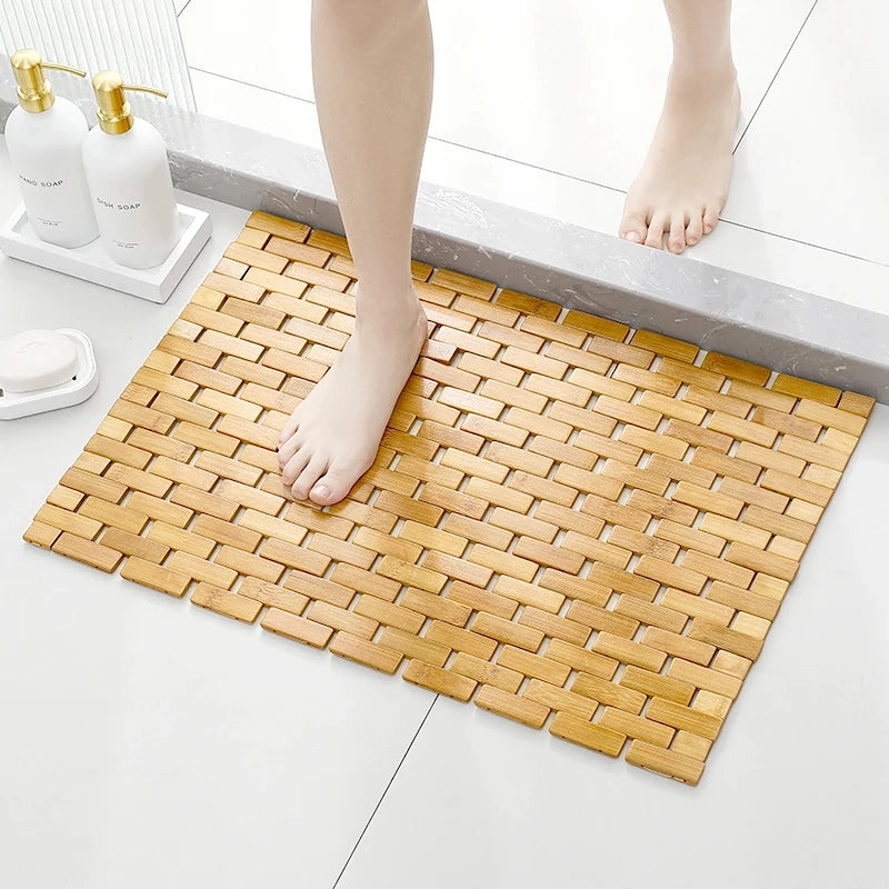 Natuurlijke bamboe-badmat met opvouwbaar ontwerp voor stabiliteit | livraina