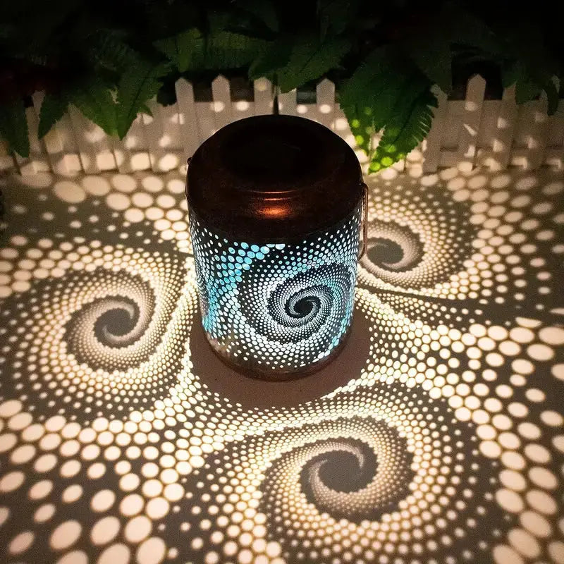 פנס ברונזה חיצוני עם עיצוב תאורה מסתחרר לגינות | livraina