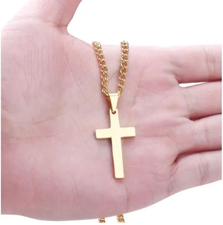 Aurelia férfi rozsdamentes acél kereszt nyaklánc — elszíneződésálló, 5 × 3 cm