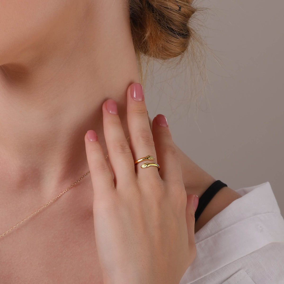 NovaForge Hug Ring — Stainless Steel, Gold or Silver Finish
