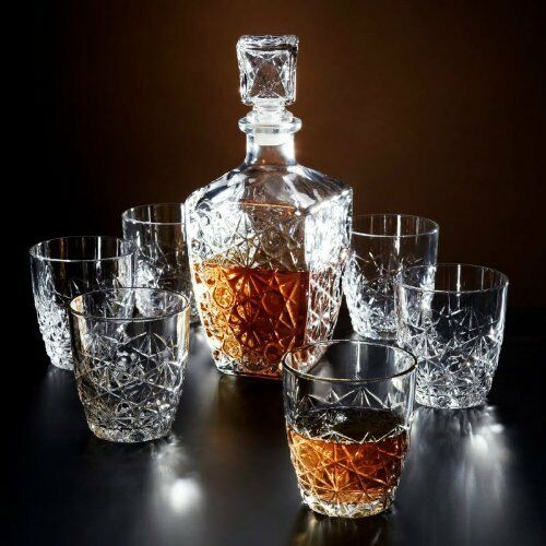7dílná sada křišťálové karafy na whisky — sklo s diamantovým brusem