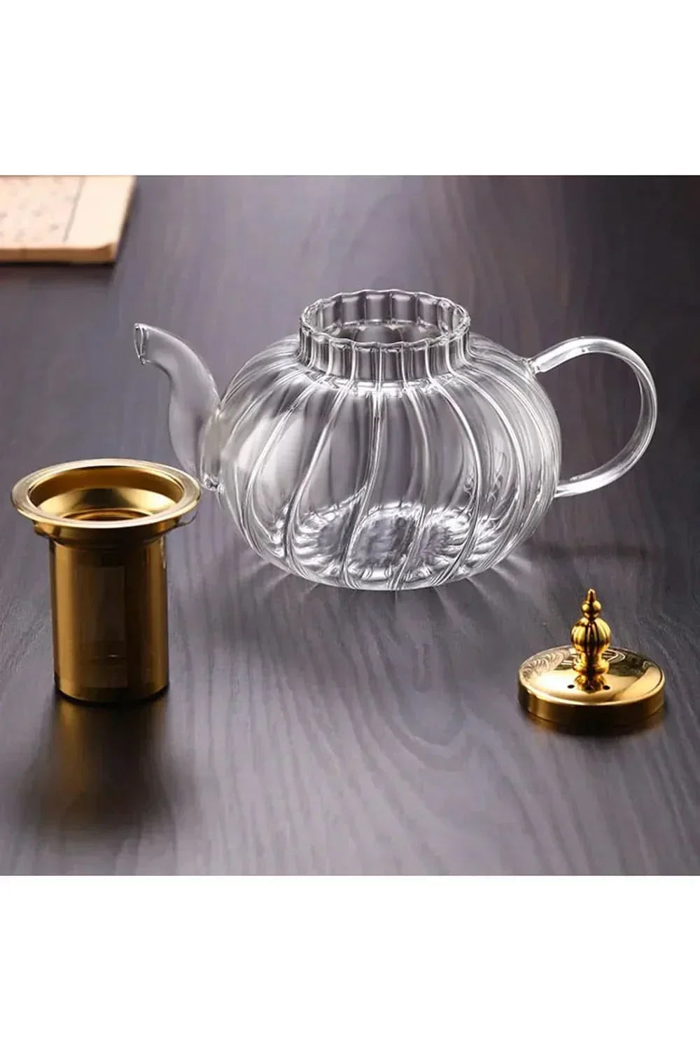 Glasteekanne mit Siebeinsatz und Deckel - Teebereiter für losen Tee