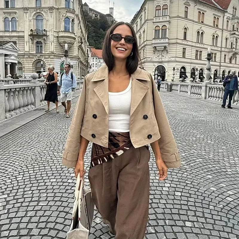 Aurora Vintage Double-Breasted Short Trench Coat — Turn-Down Collar