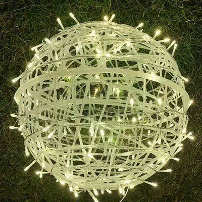 Sfere luminose d'atmosfera a LED AuroraGlow — Sfere luminose intrecciate