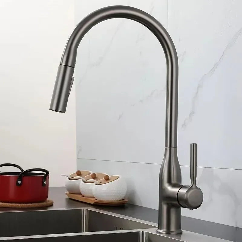 Grifo de cocina extraíble AquaSpring — Caño de resorte de latón cepillado