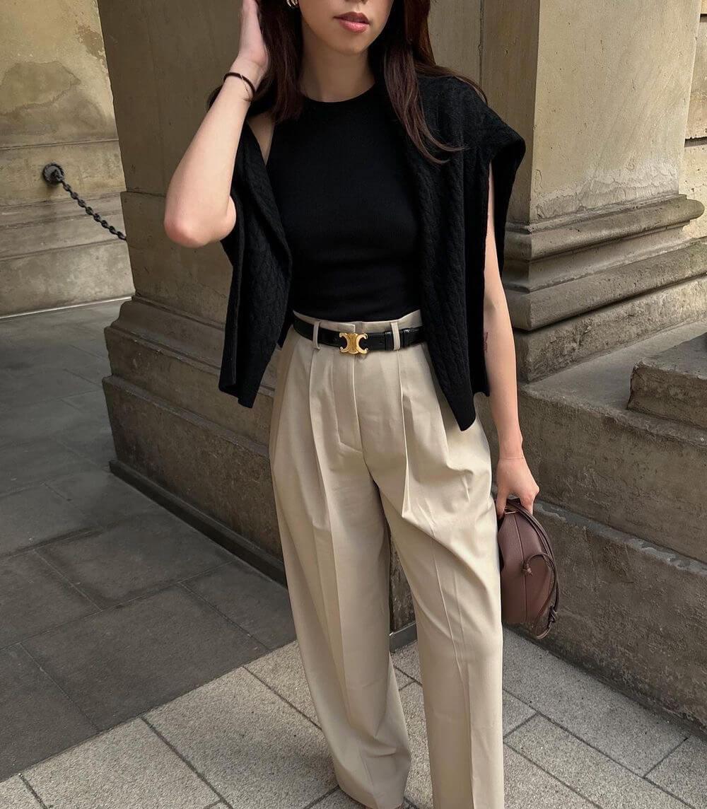 EleganceBelt Luxusní kožený opasek — ručně zpracovaný povrch, zlaté detaily