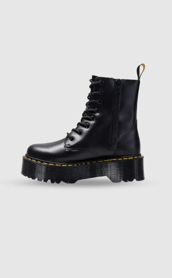 Black Leather Platform Combat Boots — Chunky Sole Boots