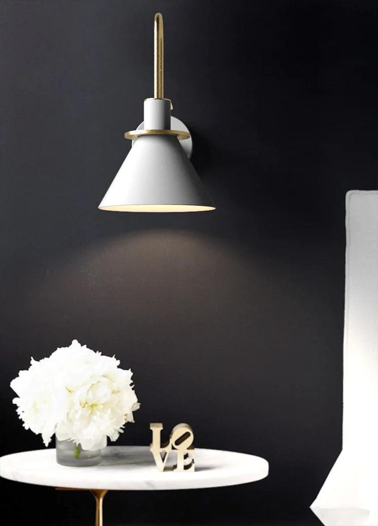 Apliques de pared modernos con diseño de cuerno para dormitorio | livraina