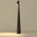 Genopladelig bordlampe i metal — stilfuldt ledningsfrit stemningslys
