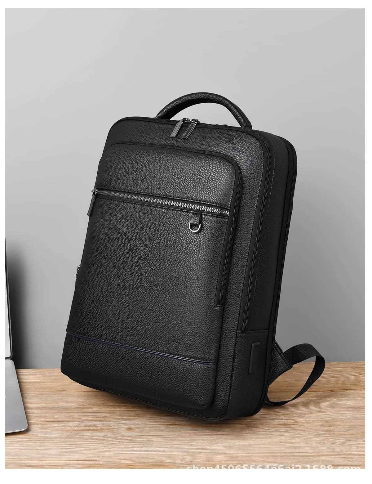Bőr hátizsák 15.6 hüvelykes laptophoz — USB-port, fekete