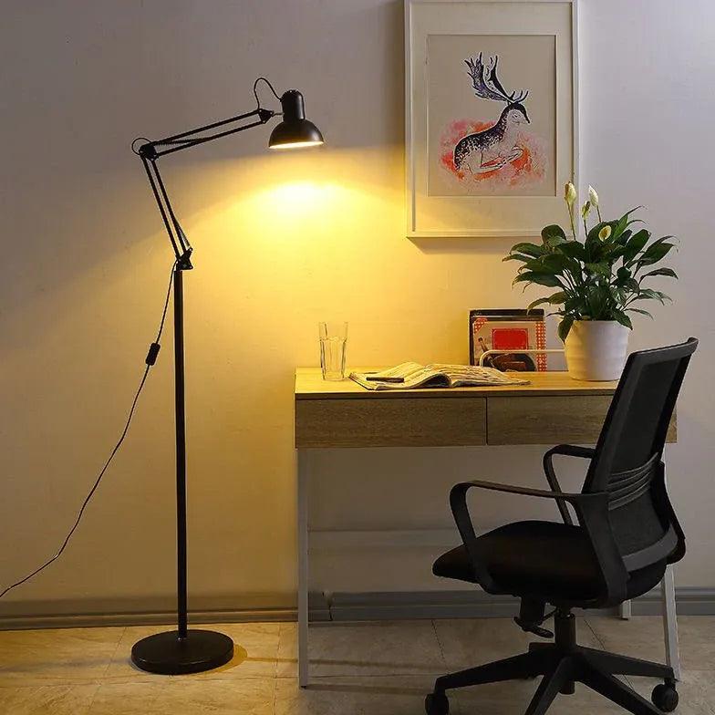 مصباح أرضي قائم LED قابل للتعديل بذراع طويلة | ليفراينا