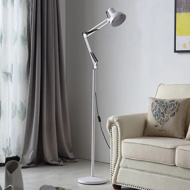 مصباح أرضي قائم LED قابل للتعديل بذراع طويلة | ليفراينا