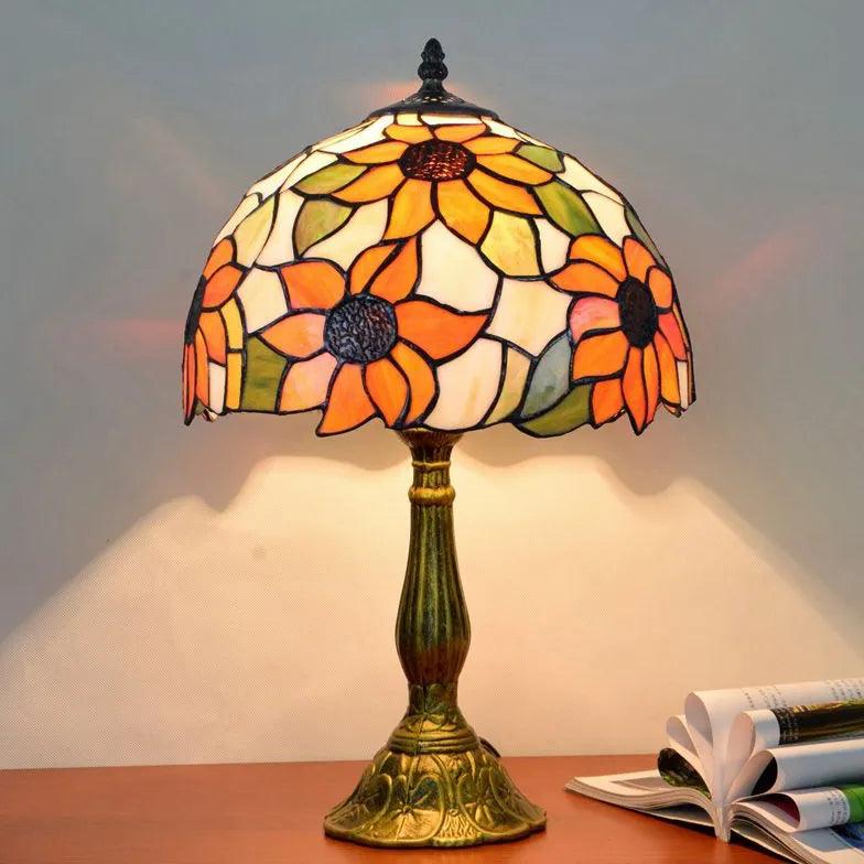 Barevné vintage skleněné stolní lampy v evropském stylu | livraina