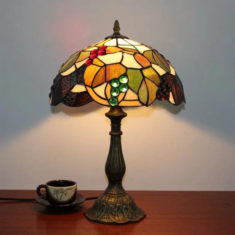 Barevné vintage skleněné stolní lampy v evropském stylu | livraina