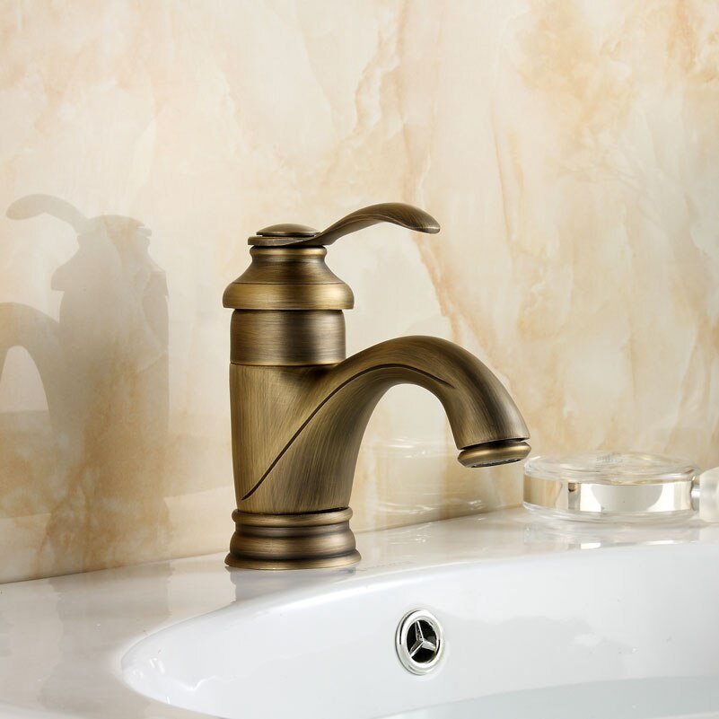 Miscelatore antico in ottone per lavabo da bagno — rubinetto per lavabo per impieghi gravosi