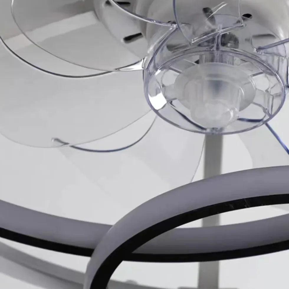 Černý stropní ventilátor se dvěma prstenci a svítidlem do ložnice | livraina