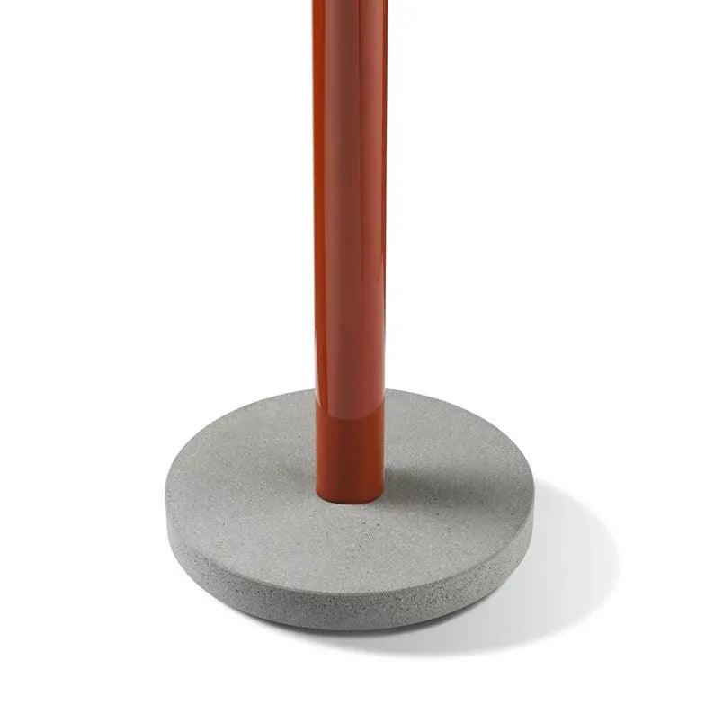 Konstnärlig golvlampa med minimalistisk färgglad design | livraina