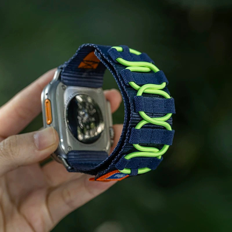 Designet, vevd nylonrem til Apple Watch — robust militærstil