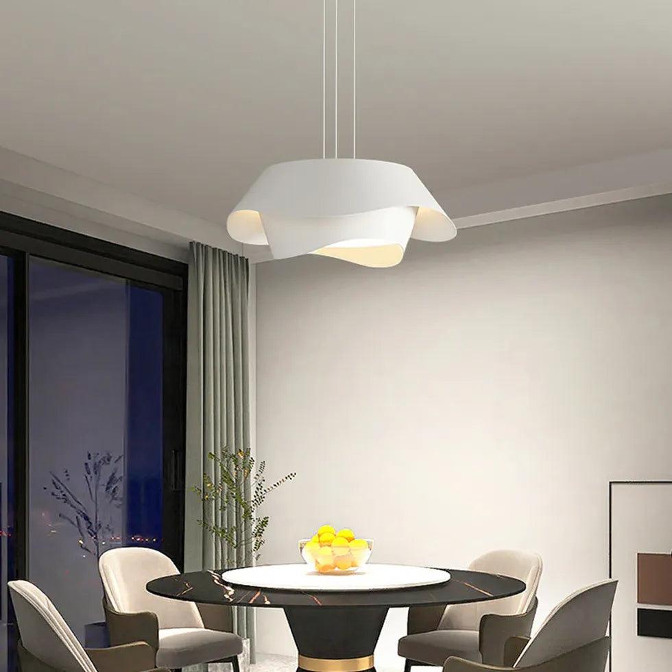 Kremfarget blomsterformet LED-pendeltaklampe til spisestuen | livraina