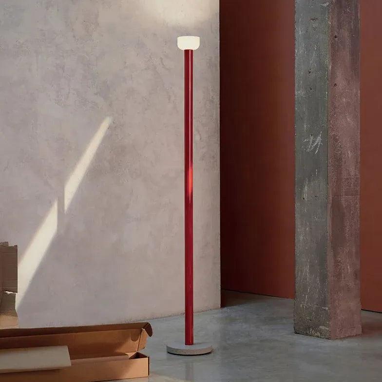 Konstnärlig golvlampa med minimalistisk färgglad design | livraina