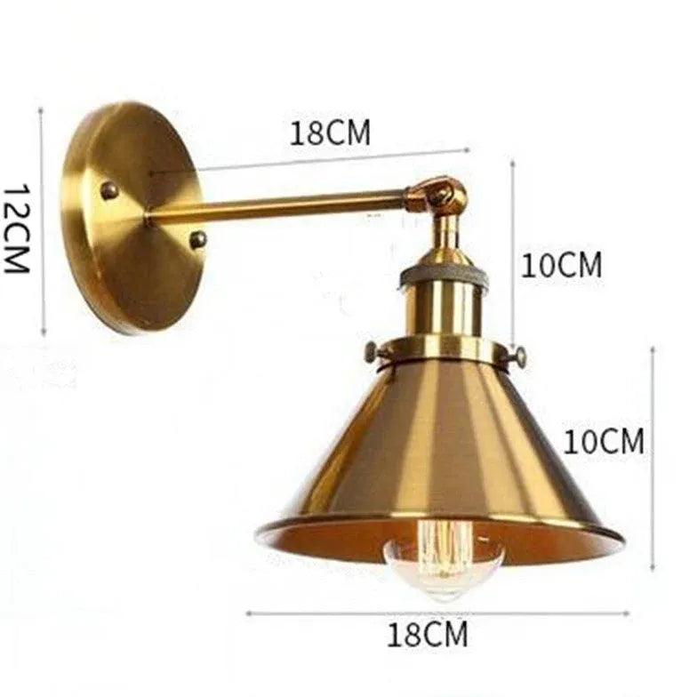 Gullfarget vegglampe i metall med kort arm | livraina