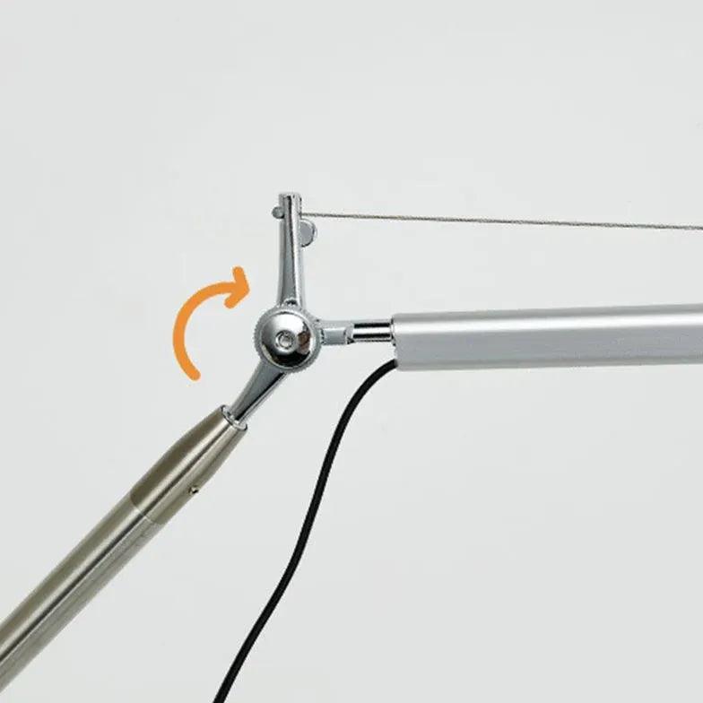 Aplique de pared ajustable con brazo robótico y sombrero de paja | livraina