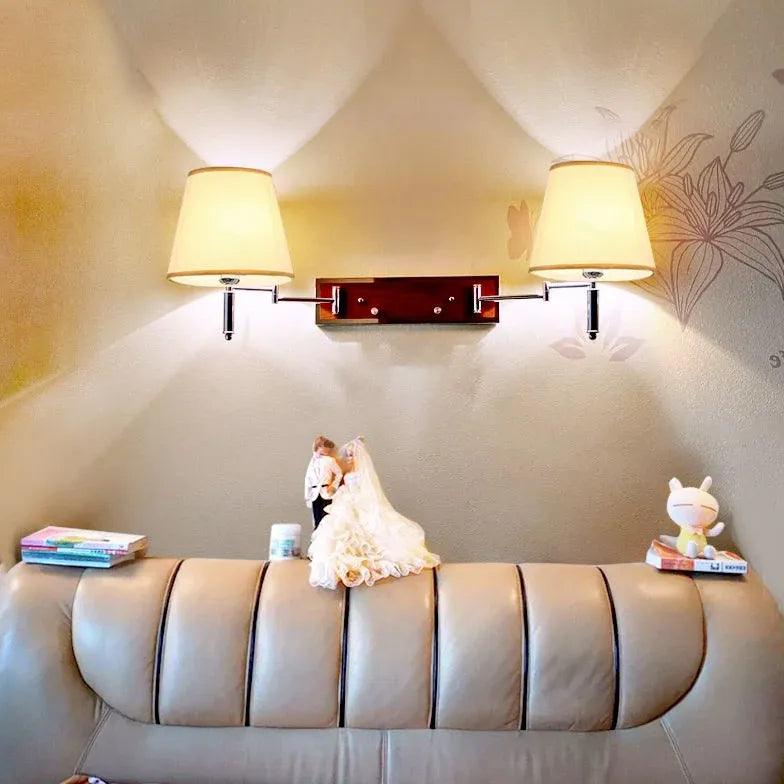 Dubbele wandlamp met zwenkarmen voor de slaapkamer | livraina