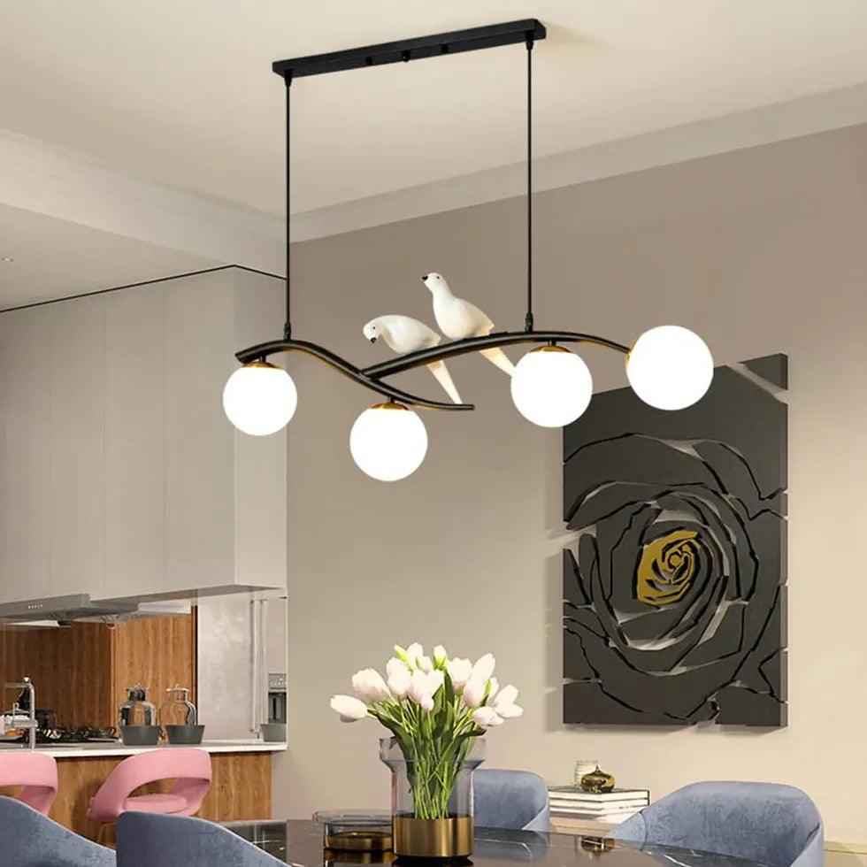 Weiße Glas-Pendelleuchten in Vogelform für das Esszimmer | livraina