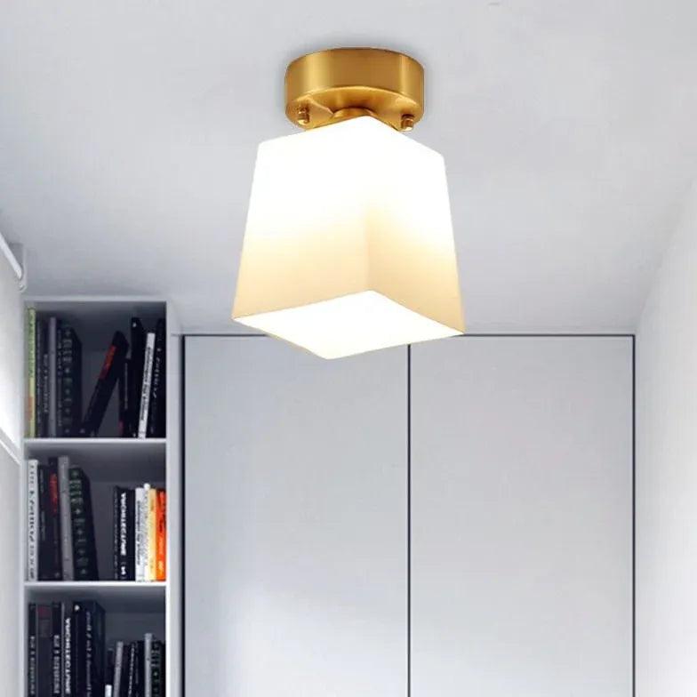 Plafond för hallen i mässing, dimbar, i modern retrostil | livraina