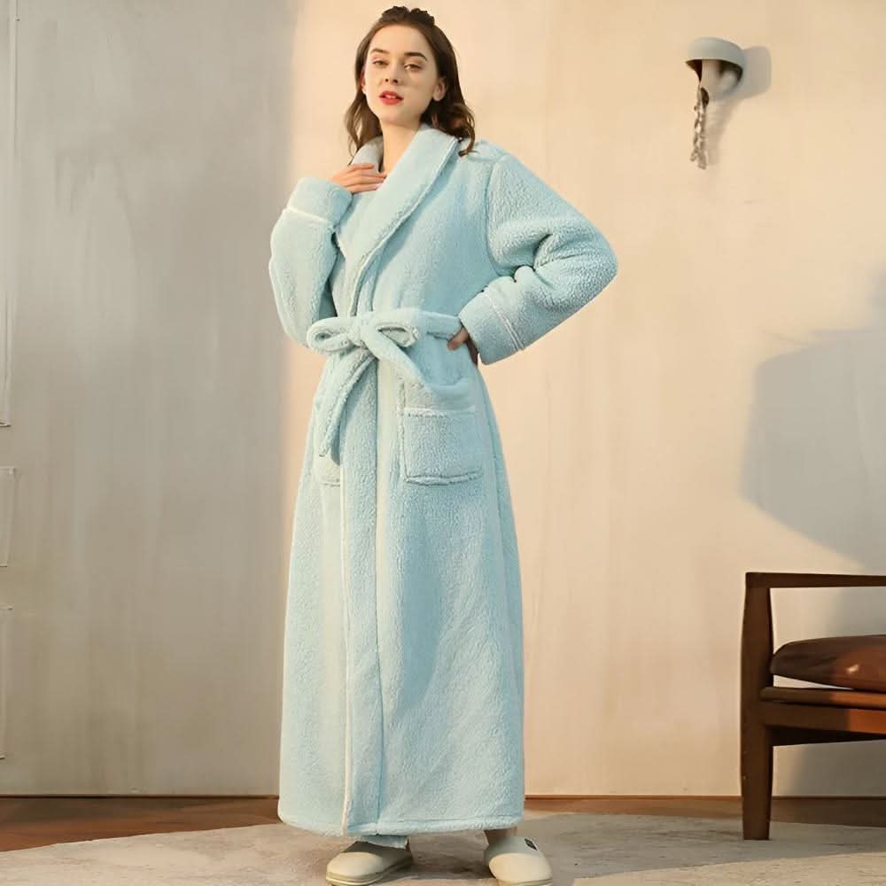Vestaglia in pile sherpa color corallo alba — Colletto a scialle morbido, scollo aderente