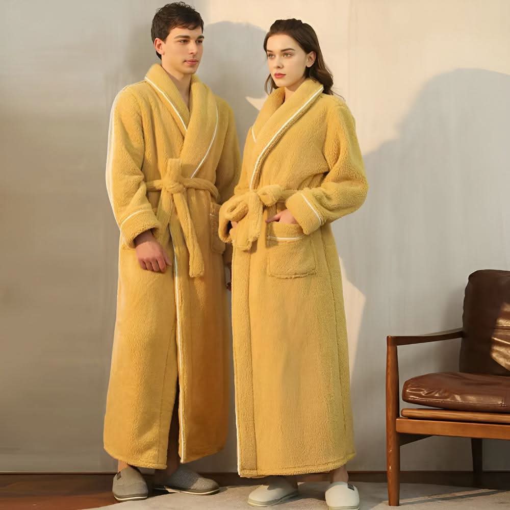 Vestaglia in pile sherpa color corallo alba — Colletto a scialle morbido, scollo aderente