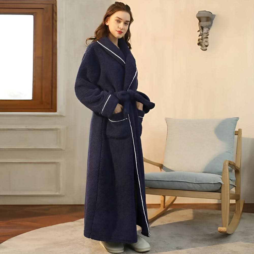 Vestaglia in pile sherpa color corallo alba — Colletto a scialle morbido, scollo aderente