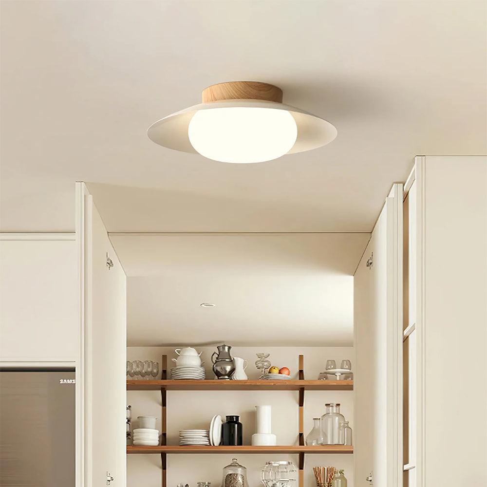 Cremefarbene Holz-Deckenleuchte für das Schlafzimmer | livraina