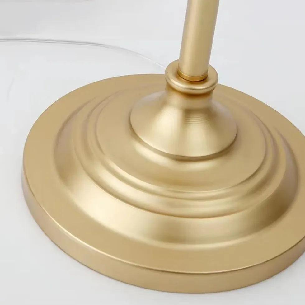 Francouzská křišťálová stojací lampa ve stylu svícnu | livraina
