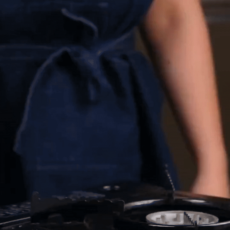 NovaPrime Titanium Pan — Uncoated, Compatible with All Hobs