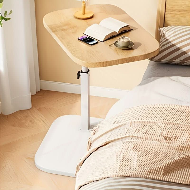 Mesa auxiliar ajustable para sofá y cama AeroLift — Superficie de madera