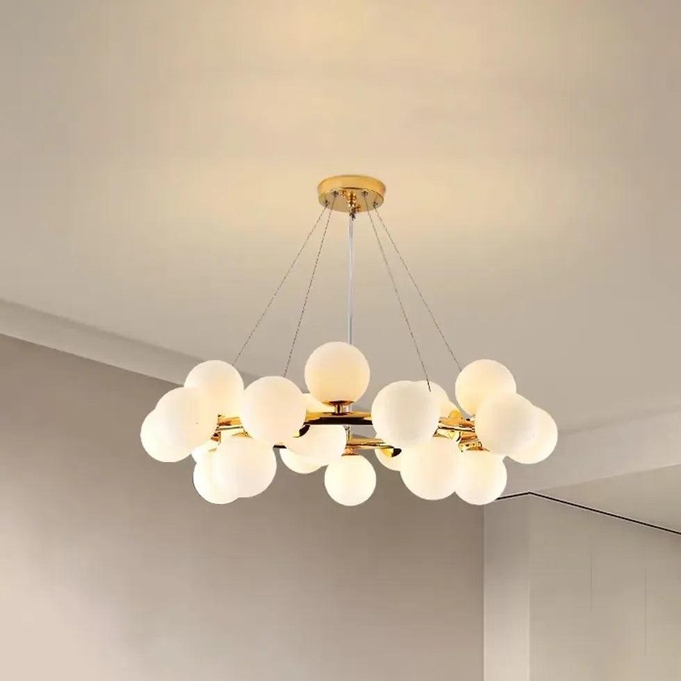Moderner Glasglobus-Kronleuchter für das Esszimmer | livraina