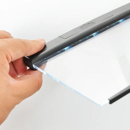 Lampada da lettura portatile — Illuminazione mirata e leggera