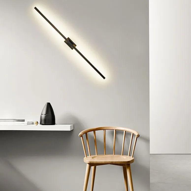 Černé minimalistické dlouhé nástěnné LED světlo | livraina