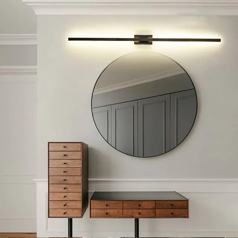 Černé minimalistické dlouhé nástěnné LED světlo | livraina