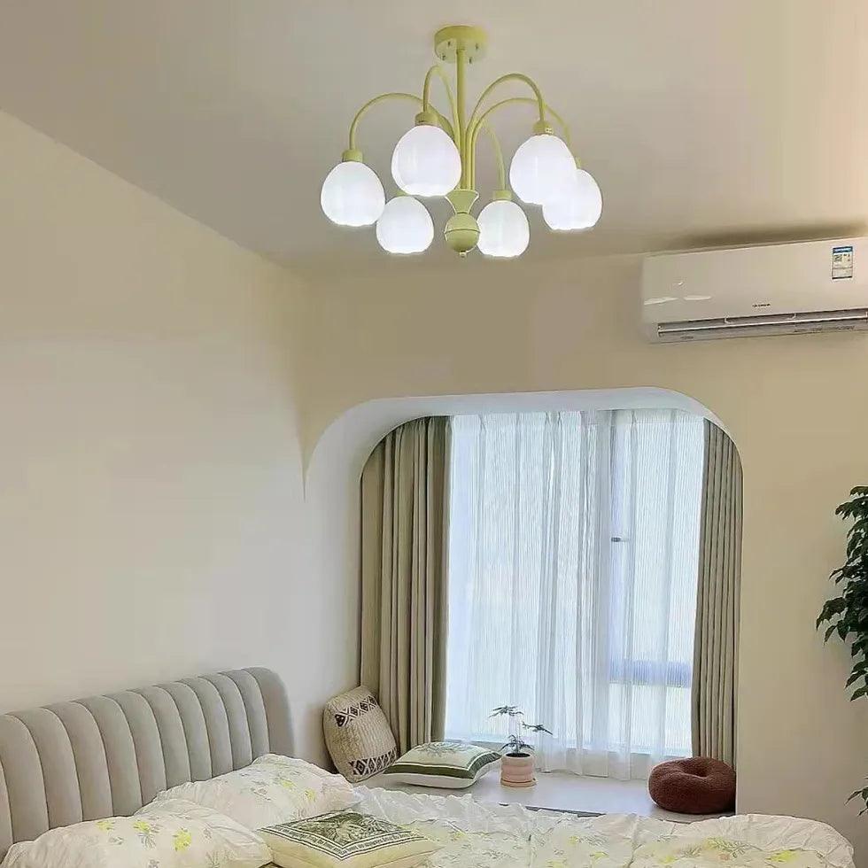 寝室用フレンチガラス製リリー・フローラルシャンデリア | livraina