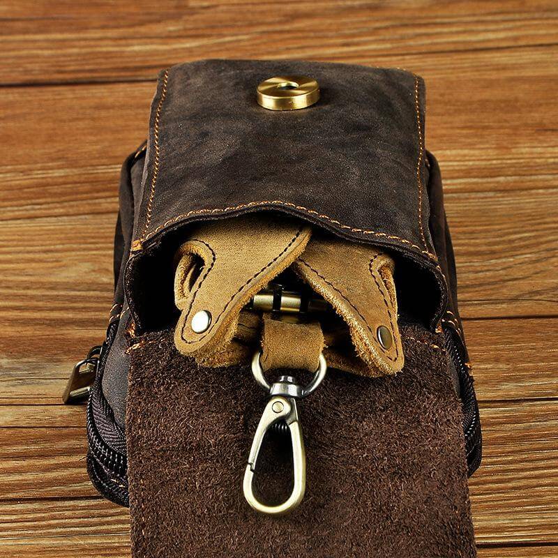 Smalle leren heuptas — compacte organizer voor elke dag