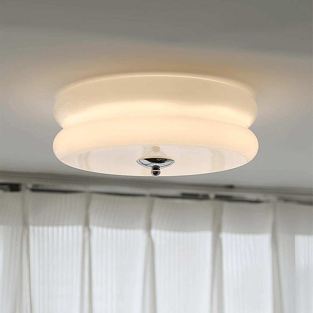 Fransk taklampe i melkeglass med øyebeskyttelse til soverommet | livraina